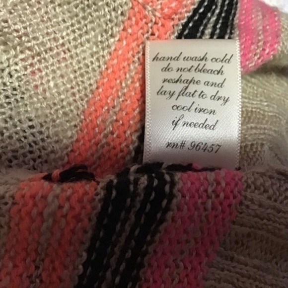 Francesca’s collections tan n neon tribal cardigan - Picture 4 of 9